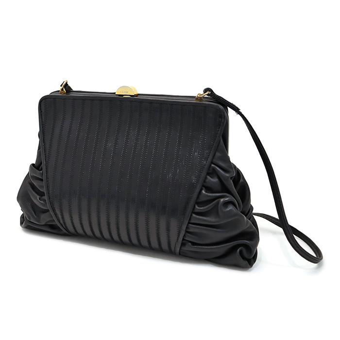 フェンディ(FENDI) ショルダーバッグ レザー 保存袋付き ブラック